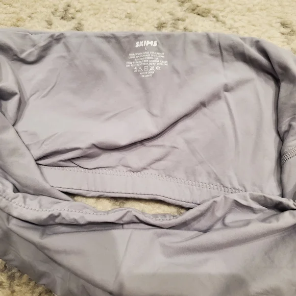 Skims Bandeau - Picture 5 of 7